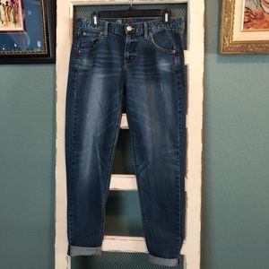 Mossimo Boyfriend skinny jeans, size 4